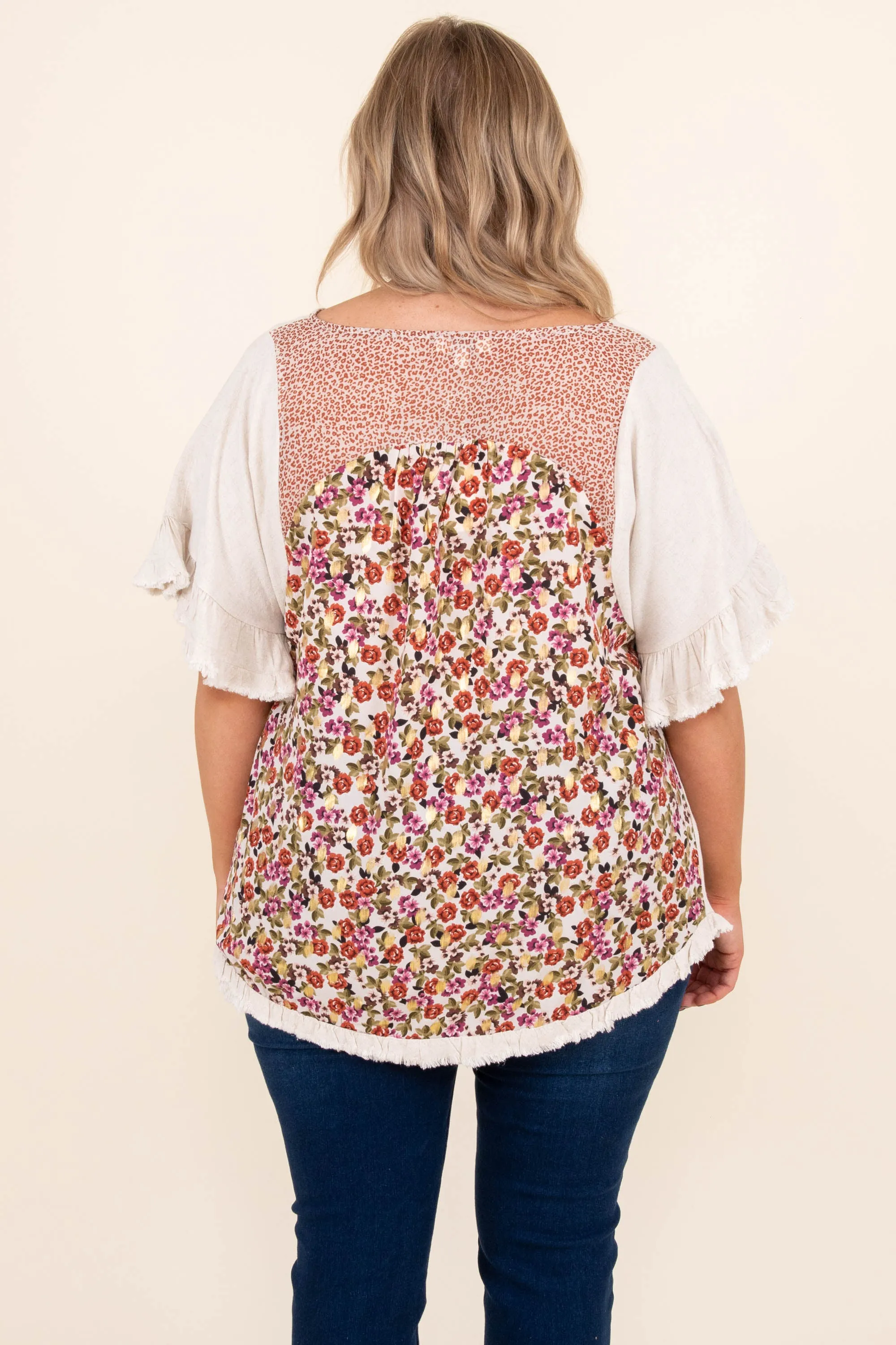 Away On Vacay Top, Oatmeal