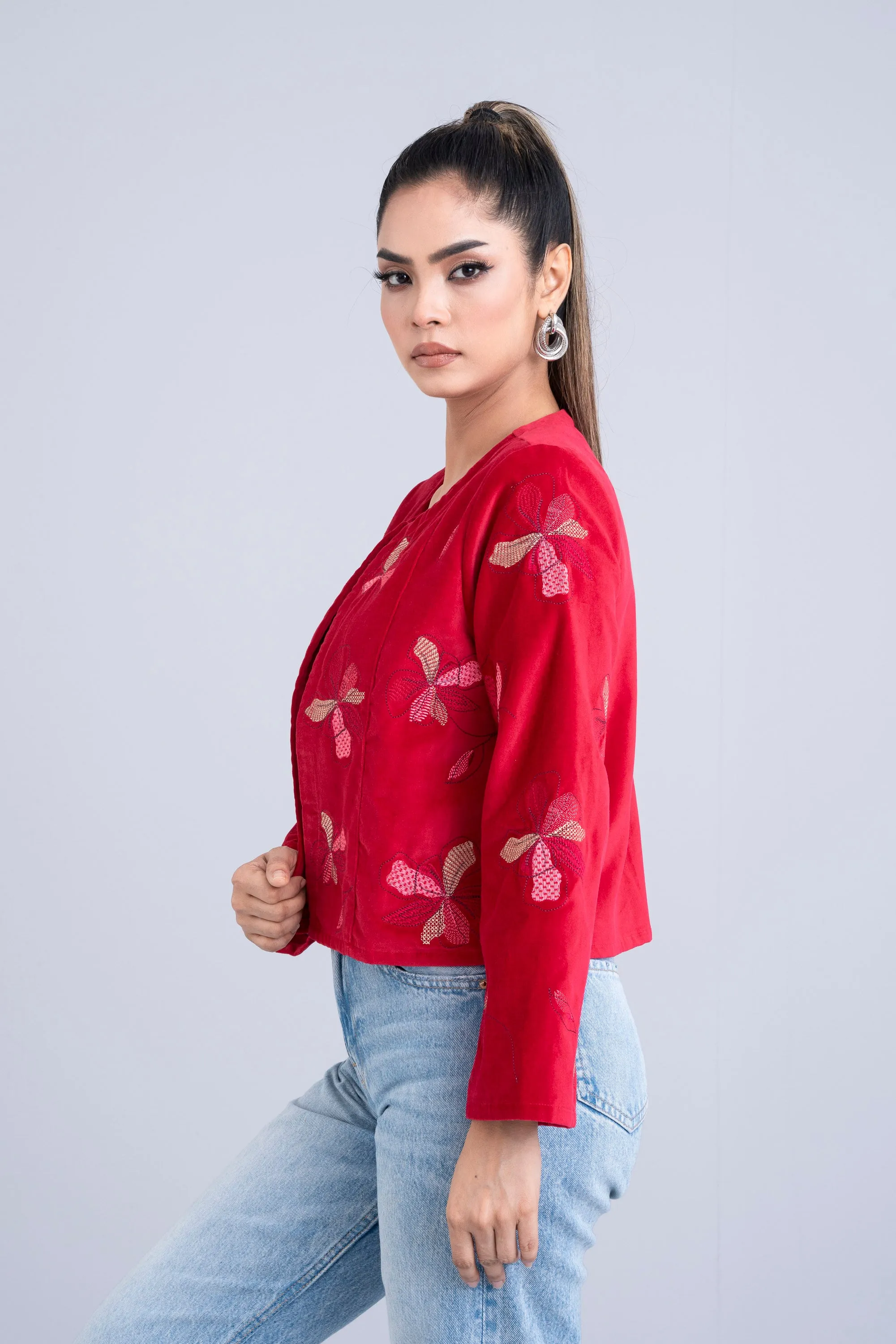 Relaxed Fit Floral Embroidered Bolero Top