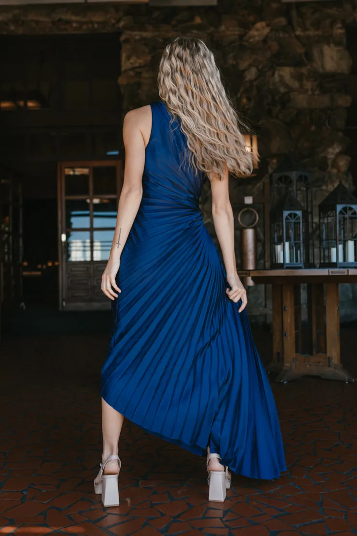 Show Stopper Midi Dress