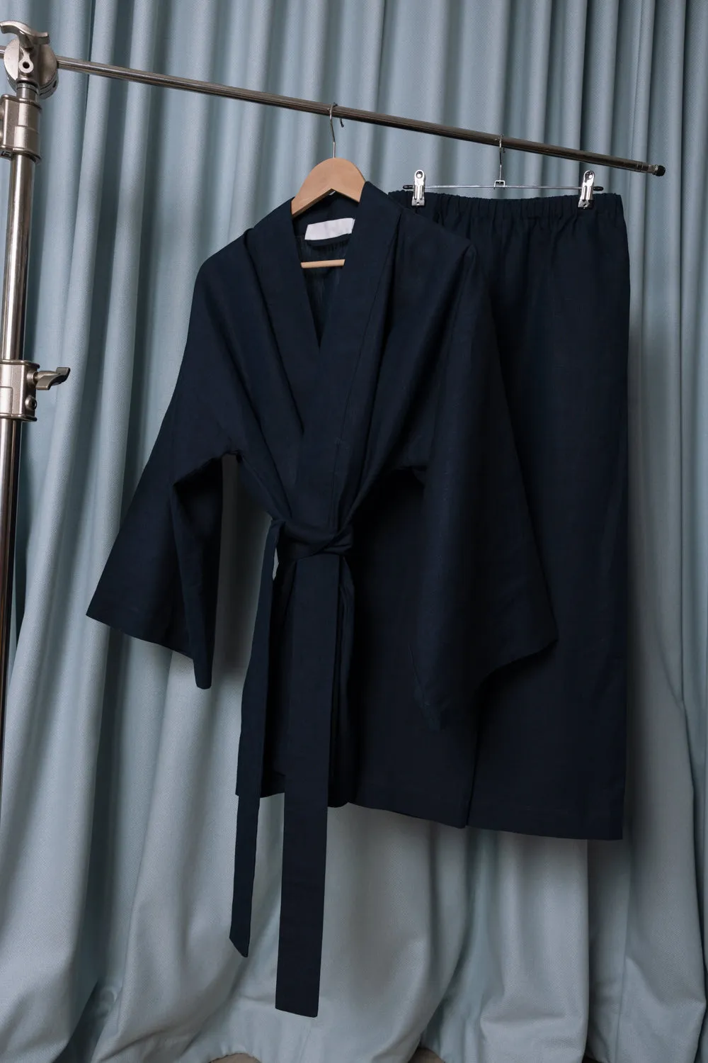 The Relaxed Kimono - Navy